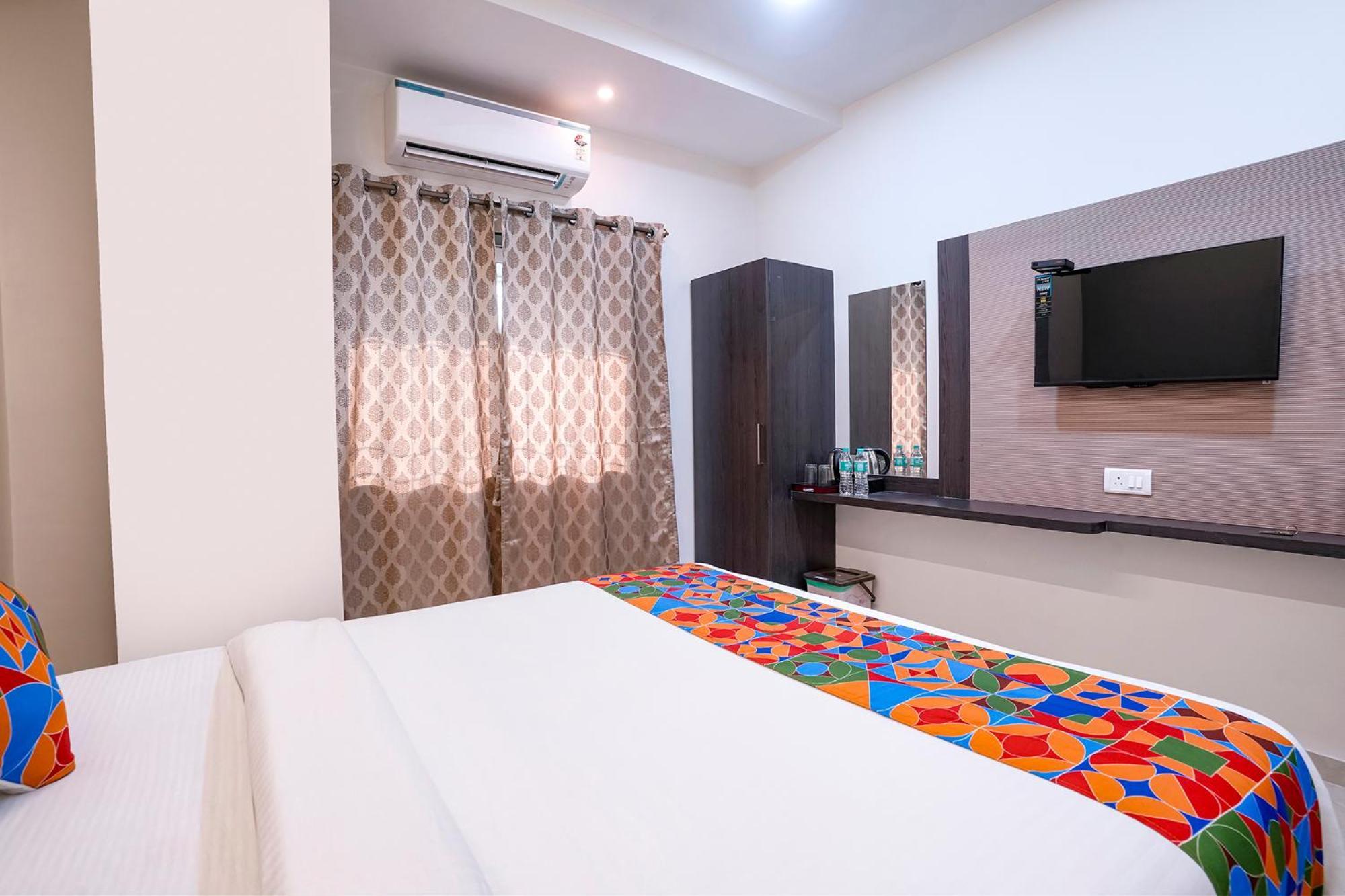 Fabhotel Sunshine Residency Diva Экстерьер фото