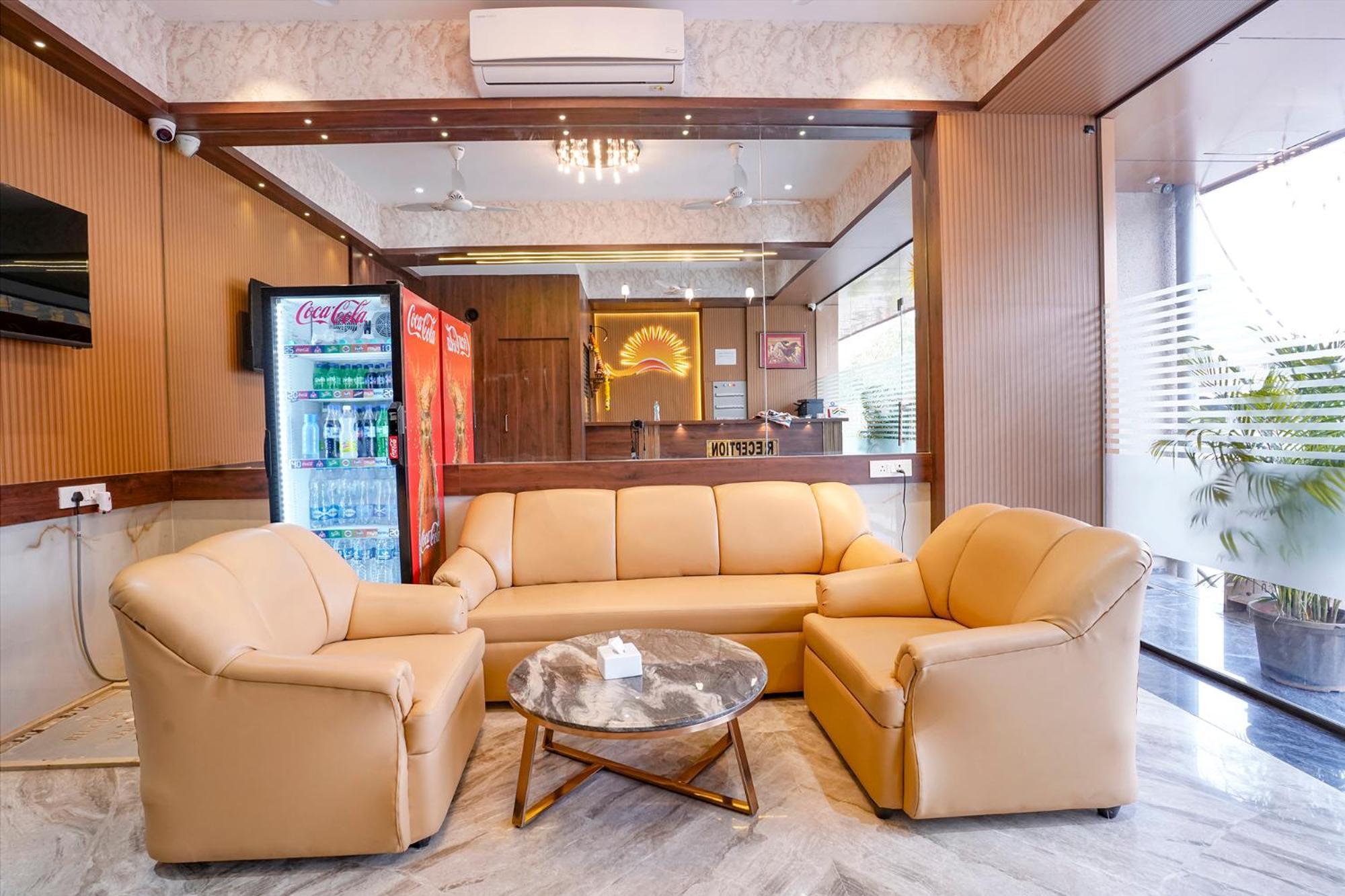 Fabhotel Sunshine Residency Diva Экстерьер фото